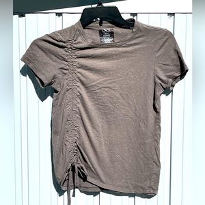 BE BOUNDLESS Women’s S Tee with Cinch Tie Side